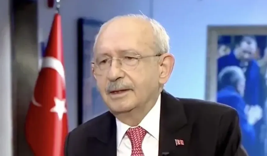 "FETÖ'NÜN SOSYAL MEDYA AĞI DA ÖZGÜR ÖZEL'E DESTEK VERİYOR"