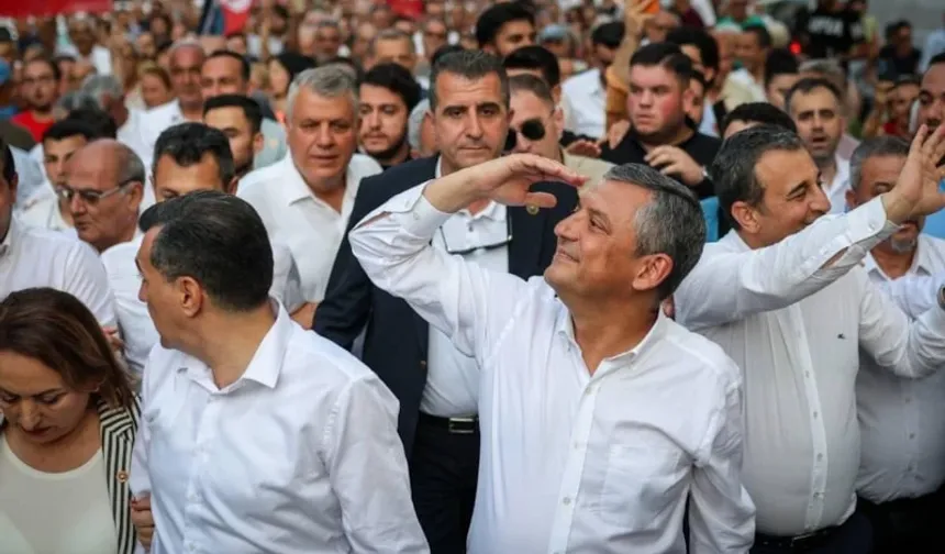 CHP İstanbul İl Başkanlığı’nın X hesabı, Yeni Parti tarafından çalındı